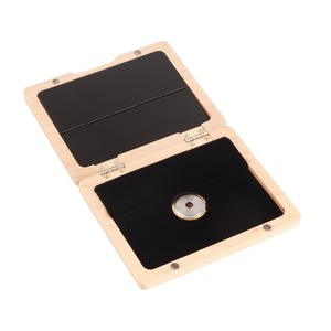 Boîte <span class=keywords><strong>de</strong></span> rangement pour 5 roseaux <span class=keywords><strong>de</strong></span> saxophone et <span class=keywords><strong>clarinette</strong></span> en bois massif avec hygromètre couleur bois naturel - Product Image 1