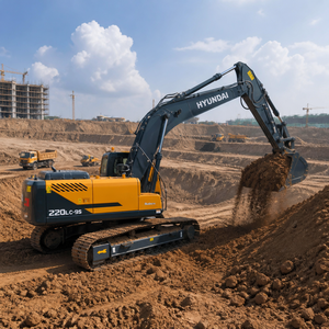 Excavatrice Hyundai 220LC-9S d'occasion, 22 tonnes, d'origine coréenne, hydraulique, sur chenilles, moteur 112 kW, pour vidéo de démonstration - Product Image 6