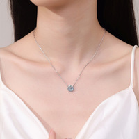 Collier pendentif solitaire en moissanite de couleur D, coupe ronde, VVS1, chaîne en argent sterling 925, bijoux pour femmes avec certificat GRA