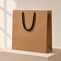 Sacs cadeaux en papier personnalisés, sacs de shopping de luxe, sacs d'emballage pour la vente au détail avec poignées en corde pour boutique, mariage, fête, événement, fournitures en gros