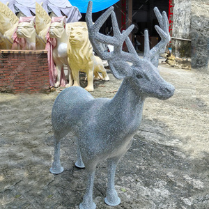 Escultura de Ciervo con Pedrería, Adorno de Jardín de Fibra de Vidrio para Exteriores, Estatua de Animal Independiente con Acabado Brillante - Product Image 2