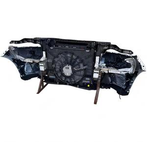 Ensemble complet de pare-chocs avant blanc brillant avec kit de calandre pour <span class=keywords><strong>Range</strong></span> <span class=keywords><strong>Rover</strong></span> <span class=keywords><strong>Velar</strong></span> L560 2018-Présent Toutes versions - Product Image 4