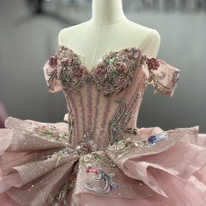 Vestido de Quinceañera Jancember 1538, Lujoso, Color Rosa Dulce, con Hombros Descubiertos y Corsé - Product Image 5