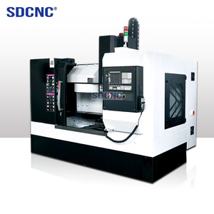 Fresadora vertical económica marca SDCNC tipo XH7124 con guías rígidas individuales BT30 / GSK 4 ejes para mecanizado de servicio medio XH7124 CN - Product Image 1