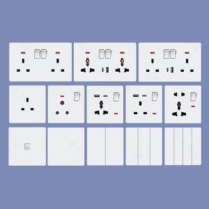 Interruptor de luz venta mayorista barato 86 tipo PC de plástico dorado ultrafino 13A botón eléctrico interruptor de pared enchufe 4 salidas 2 - Product Image 1