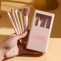 Ensemble de mini pinceaux de maquillage rose portable de voyage personnalisé pinceaux de maquillage avec étui à miroir