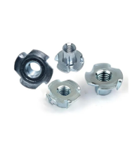 Tuerca en T DIN1624 de 4 Puntas M4 M6, Tuerca de Inserción de Cuatro Garras de Acero Galvanizado con Recubrimiento de Zinc, Clase 4.8, para Muebles y Carpintería