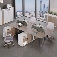 Poste de travail de bureau moderne à plan ouvert pour 4 à 6 personnes, table de bureau avec cloison et armoire de rangement