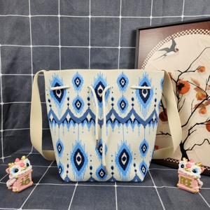 Bolso de hombro plisado a la moda para mujer, bandolera informal de viaje con cordón - Product Image 3