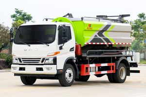 Camión de Succión de Aguas Residuales JAC 10000L de Alta Resistencia para Mantenimiento de Drenajes en Sitios Mineros - Product Image 2
