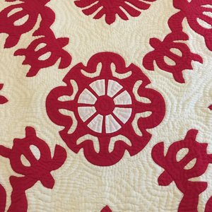 ผ้าห่มผ้าคอตตอนลายพิมพ์เต่าสีแดงงานทำมือดีไซน์ปักลวดลายสวยงาม - Product Image 1