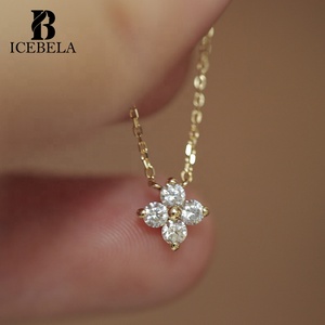 Collar de Lujo Coreano de Plata Esterlina 925 al por Mayor con Colgante de Trébol de Cuatro Hojas de Circón Chapado en Oro de 18k para Mujer - Product Image 5