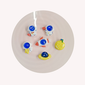 Dễ thương Phi Hành Gia tên lửa nhựa quyến rũ flatback không gian theo chủ đề DIY Craft Nguồn cung cấp, trường hợp điện thoại, phụ kiện tóc, scrapbooking, giày - Product Image 2