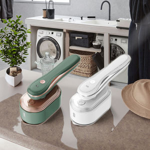 Plancha de Ropa Eléctrica RY-HS001 Sabio de 1200W con Pantalla Digital, Base de Aislamiento Térmico de 5 Velocidades y Protección Anti-Quemaduras en Seco para Uso Doméstico y Exterior - Product Image 1