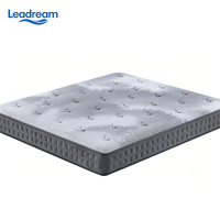 Moderne Federkernmatratze King Size Gel-Memory-Foam-Matratze Mittelfest Atmungsaktiver Stoffbezug Queen Size Schlafzimmermöbel