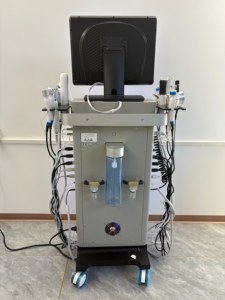 NOUVEAU 2025 – Appareil de Soin du Visage 18-en-1 à Jet d'Oxygène pour Raffermissement et Blanchiment de la Peau – Nettoyage Facial à l'Oxygène pour Salons de Beauté - Product Image 4