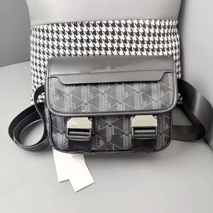 Sac à bandoulière vintage en cuir PU imperméable de luxe pour homme et femme, sac à bandoulière décontracté, sac messager latéral, logo personnalisé - Product Image 2
