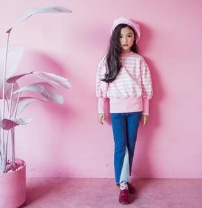 Vente en gros de vêtements de créateur : Chemise mignonne à bretelles pour enfants - Product Image 4