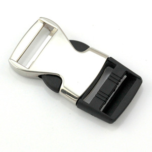 Hebilla Ajustable de Acero Inoxidable para Accesorios de Equipaje, Color Negro, Estilo Profesional - Product Image 1