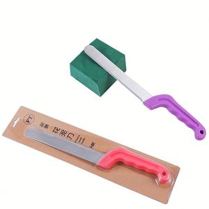Offre Spéciale : Outil de Jardinage Multifonctionnel pour Fleuristes – Couteau à Boue Florale en Alliage, Coupe-Argile pour Fleurs, Outil d'Art Floral - Product Image 1