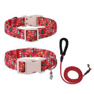 Rot & Grün Hirsch-Design, Verstellbares Weiches Sicherheits-Halsband Klassisches Weihnachts-Hundehalsband für Mittelgroße Männliche/Weibliche Hunde - Product Image 1