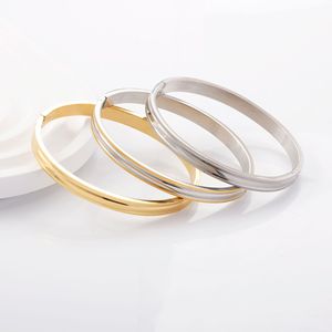 Nueva Pulsera de Acero Inoxidable con Baño de Oro de 18K y Patrón Grabado, Diseño Moderno 2026, Joyería de Mano para Mujer, Estilo Personalizado - Product Image 5