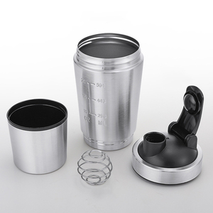 Toz bölmesi ile özelleştirilebilir paslanmaz çelik <span class=keywords><strong>Protein</strong></span> çalkalama şişesi 600ml <span class=keywords><strong>Protein</strong></span> için spor salonu spor Metal çalkalama kabı - Product Image 2