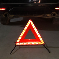 Kit de véhicule Triangle de danger Triangles de sécurité d'avertissement standard DSV Approuvé par le DOT, Triangles réfléchissants en plastique avec étui