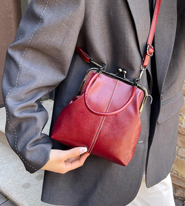 <b>Retro</b> shoulder crossbody bag, <b>retro</b> kiss lock bag, small <b>phone</b> wallet, women's designer crossbody bag - Product Image 4