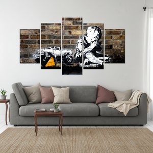 Lienzo Impreso - Diseño de Graffiti 'Niño Rezando' de Banksy, SET DE 5 CANVASES SORTEADOS - Product Image 3