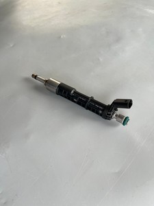 Injecteur de carburant 5281483AA pour Jeep Grand Cherokee Compass Wrangler 2.0T 2018-2025 50051738 - Product Image 4