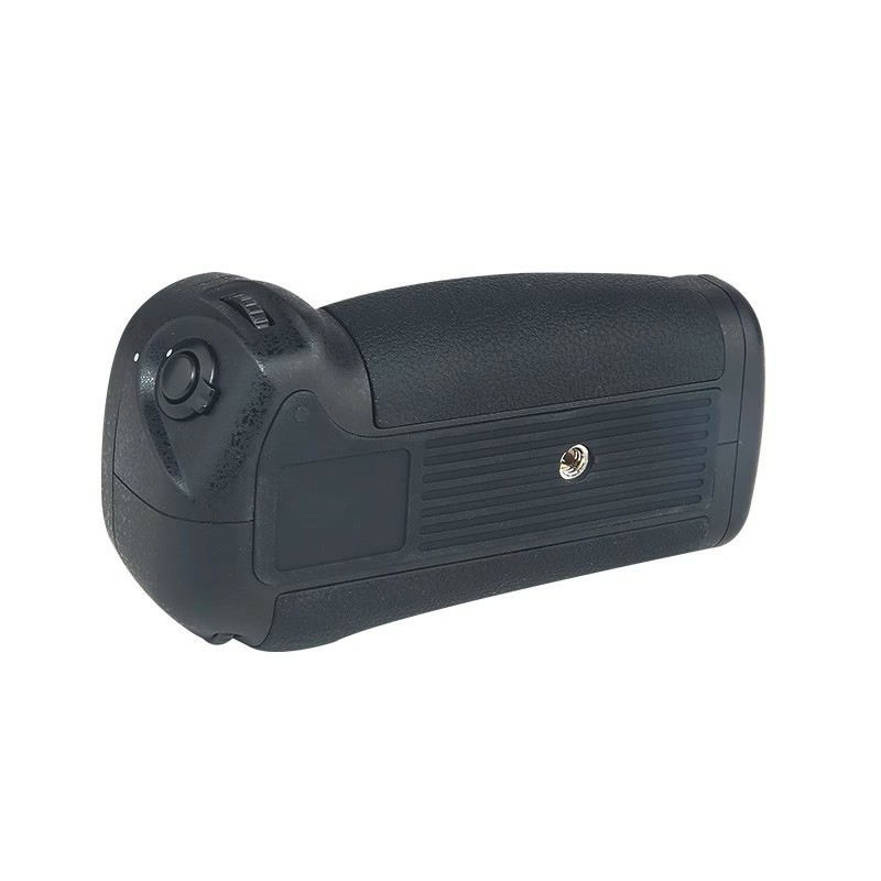 MB-D10 Battery Grip for Nikon D300, D700, D300S Cameras