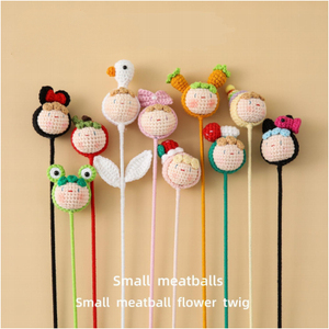 ช่อดอกไม้ถักลายการ์ตูนน่ารักสำหรับวันวาเลนไทน์สำหรับจบการศึกษา - Product Image 1