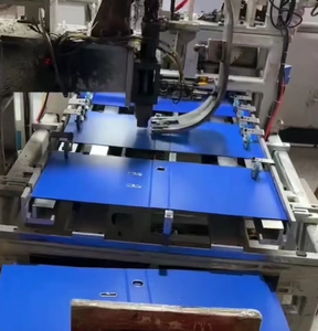 Machine <span class=keywords><strong>à</strong></span> fabriquer des classeurs <span class=keywords><strong>à</strong></span> levier, machine <span class=keywords><strong>à</strong></span> assembler les rivets pour les attaches Finger & Rado - Product Image 2