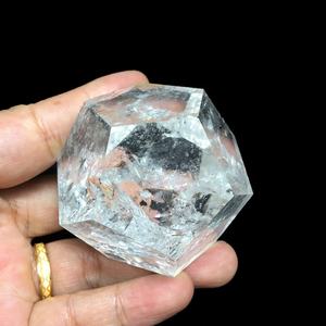 Dodécaèdre en <span class=keywords><strong>cristal</strong></span> <span class=keywords><strong>de</strong></span> quartz clair naturel pour la décoration <span class=keywords><strong>de</strong></span> guérison - Product Image 2