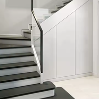 Armoires d'attage en bois massif sur mesure pour escalier, design moderne de précision, solutions de rangement intérieur durables et écologiques, garantie 3 ans