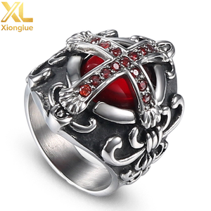 Anillo Gótico de Cruz Dominante de Lujo con Delicado Rubí y Diamante, Anillos de Joyería de Moda de Acero de Titanio con Corona, Venta al por Mayor - Product Image 1
