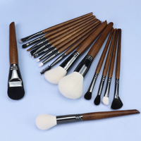 Ensemble de pinceaux de maquillage professionnels de haute qualité, luxe, logo personnalisé, manche en bois, 16 pièces, poils synthétiques, pinceau pour estomper les couleurs, utilisation pour les ongles