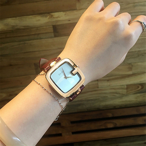 <span class=keywords><strong>Orologio</strong></span> da <span class=keywords><strong>Donna</strong></span> GUOU 9190 2025 Quadrato Moda Lusso Bracciale <span class=keywords><strong>Orologio</strong></span> da Polso per Donne con <span class=keywords><strong>Cinturino</strong></span> in <span class=keywords><strong>Pelle</strong></span> - Product Image 3