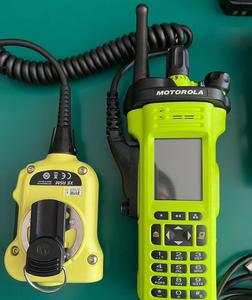 Chất lượng cao apx7000 Đen ngoài trời kỹ thuật số di động cầm tay cho đài phát thanh P25 hệ thống mã hóa FM nói chuyện 5km phạm vi - Product Image 2