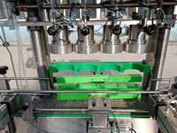 Fabricant de petites machines de remplissage de bière, machine de remplissage de bouteilles