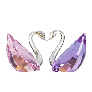 Classic crystal swan pieces to send male and female friends gifts wedding Valentine's Day wholesale