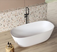 Baignoire autoportante ovale moderne en pierre artificielle blanc mat, drain central, pour intérieur, écologique, durable, facile à nettoyer, garantie 5 ans