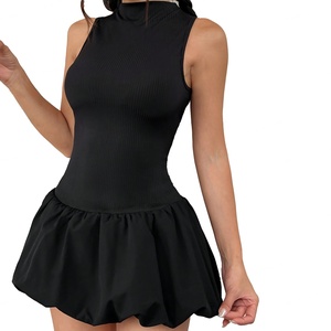 Vestidos sin mangas de tela ligera de color liso con dobladillo sin espalda, personalizados al por mayor OEM - Product Image 1
