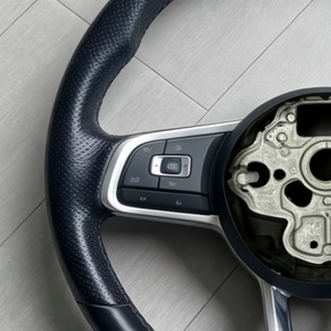 Volant personnalisé en cuir pleine fleur pour Volkswagen VW Polo <span class=keywords><strong>Golf</strong></span> R 6 <span class=keywords><strong>7</strong></span> 8 GTi Passat B7 B8 Jetta Tiguan MK6 MK7 - Product Image 2