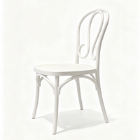 Chaise empilable en plastique blanc à dossier courbé, chaise pour hôtel, banquet, mariage, événementiel, vente en gros et location pour fêtes