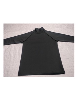Camiseta transpirable para montar a caballo con tela elástica y tecnología de absorción de humedad - Product Image 2