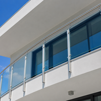 Fabricant de verre feuilleté de sécurité trempé sur mesure 5-15 mm pour escaliers et balcons intérieurs de villas