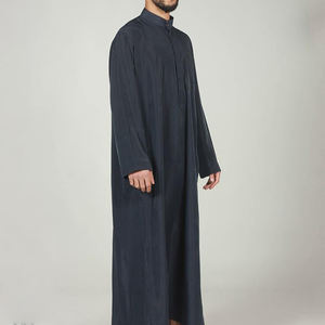 Di alta qualità Thobe <span class=keywords><strong>uomo</strong></span> <span class=keywords><strong>oversize</strong></span> musulmano nero islamico abbigliamento musulmano abiti per gli uomini lungo stile Abaya - Product Image 3