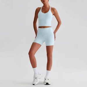 Conjuntos de Ropa Deportiva de Yoga Personalizados: Bralette de Tirantes Finos y Alta Elasticidad con Top Cruzado y Shorts de Cintura Alta - Product Image 3